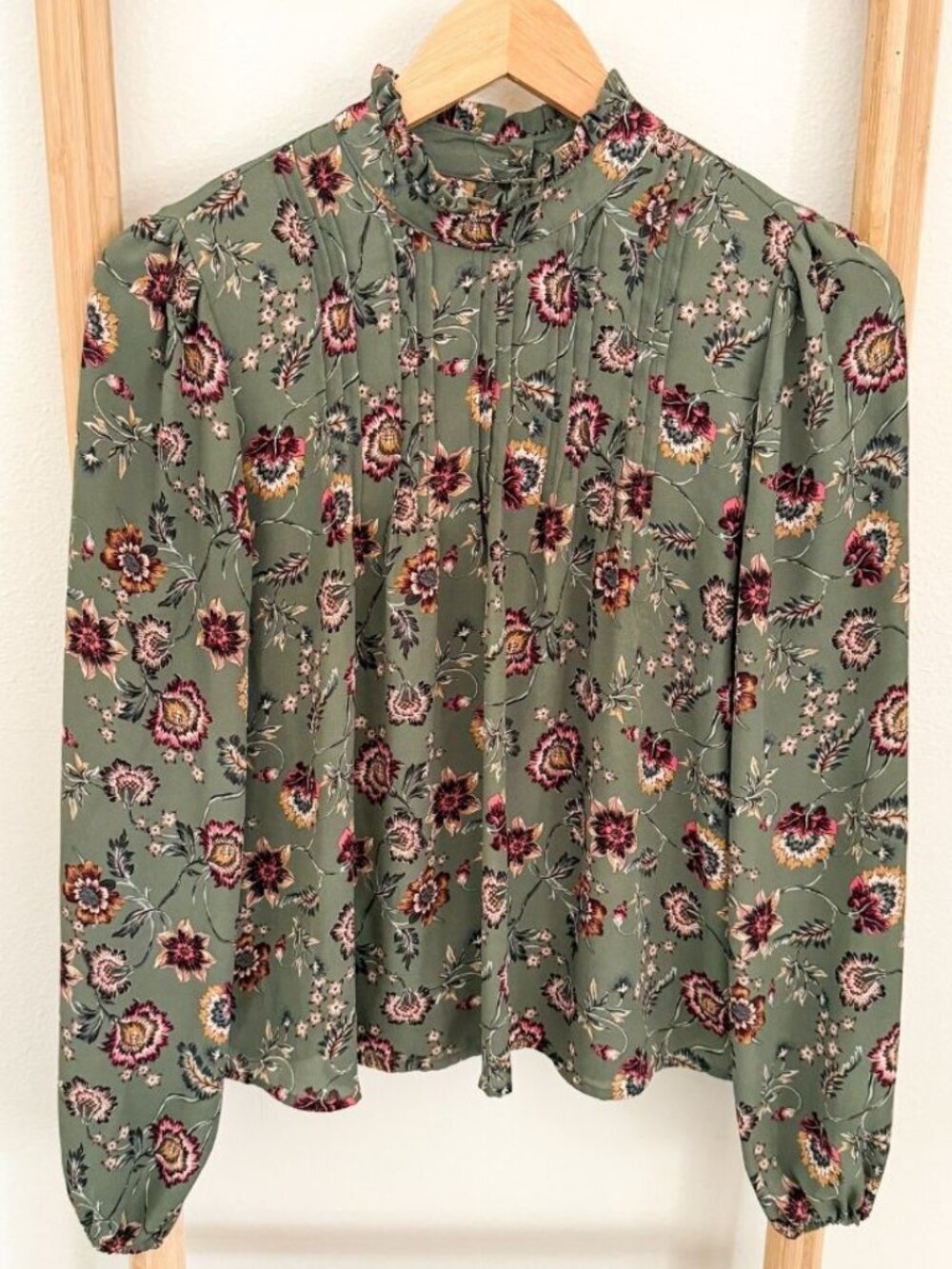 Joie Floral Mock Neck Long Sleeve Blouse Sage Green Size XS